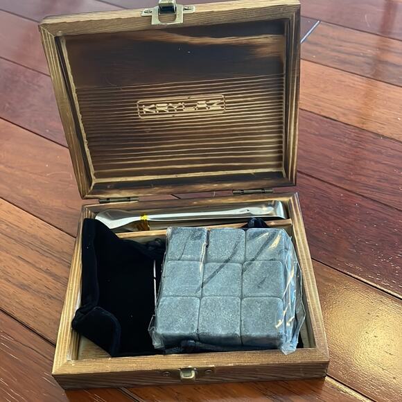 NEW Whiskey Stones Gift Set Wooden Box 9 Chilling Rocks Bourbon Bar Krylaz - Picture 3 of 3